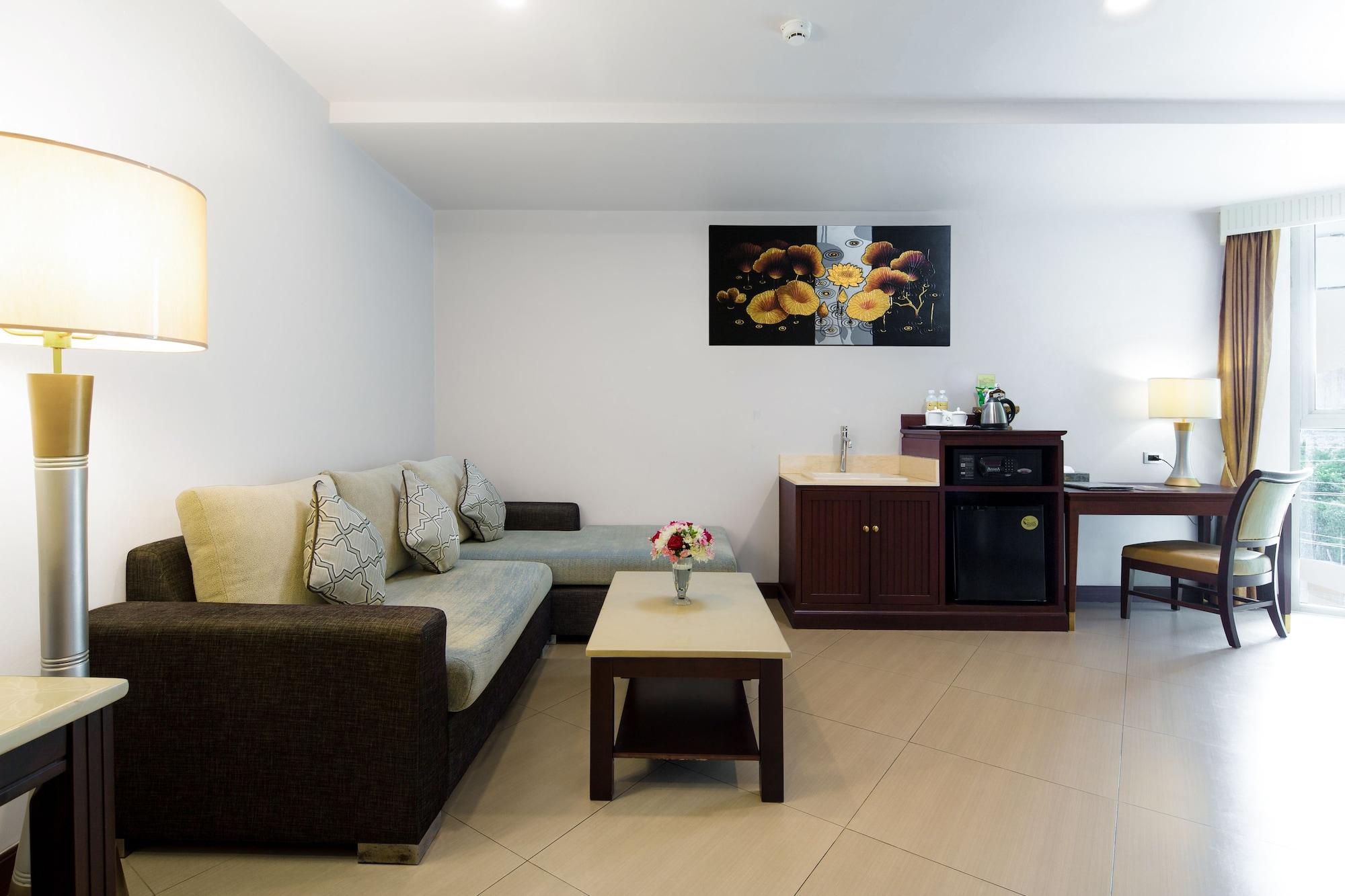 פאטאיה Aiyara Grand Hotel מראה חיצוני תמונה