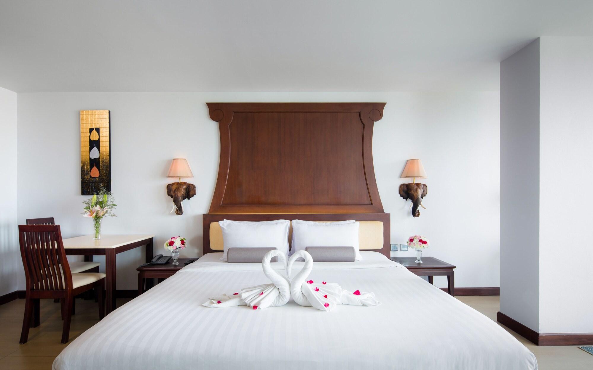 פאטאיה Aiyara Grand Hotel מראה חיצוני תמונה