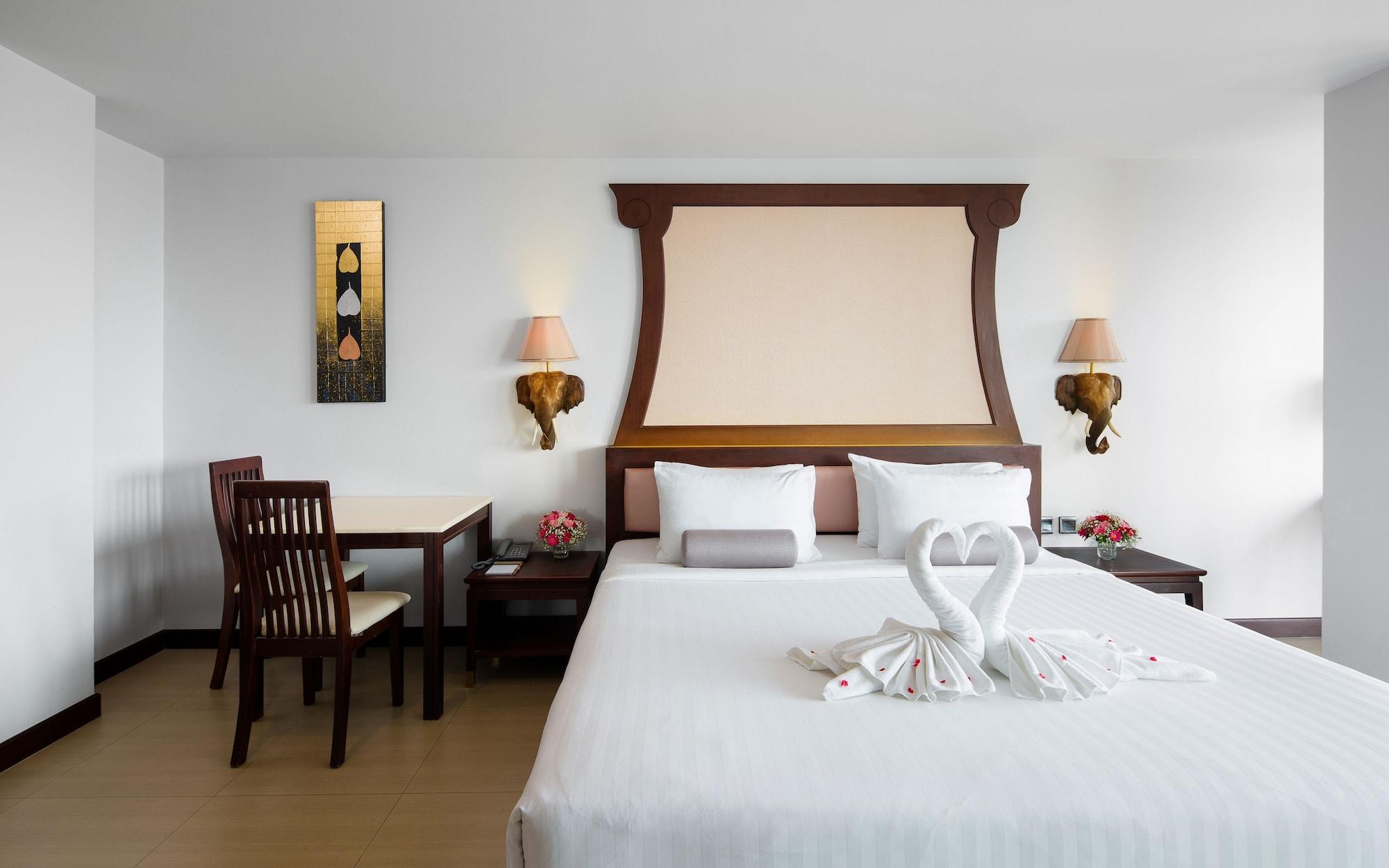 פאטאיה Aiyara Grand Hotel מראה חיצוני תמונה