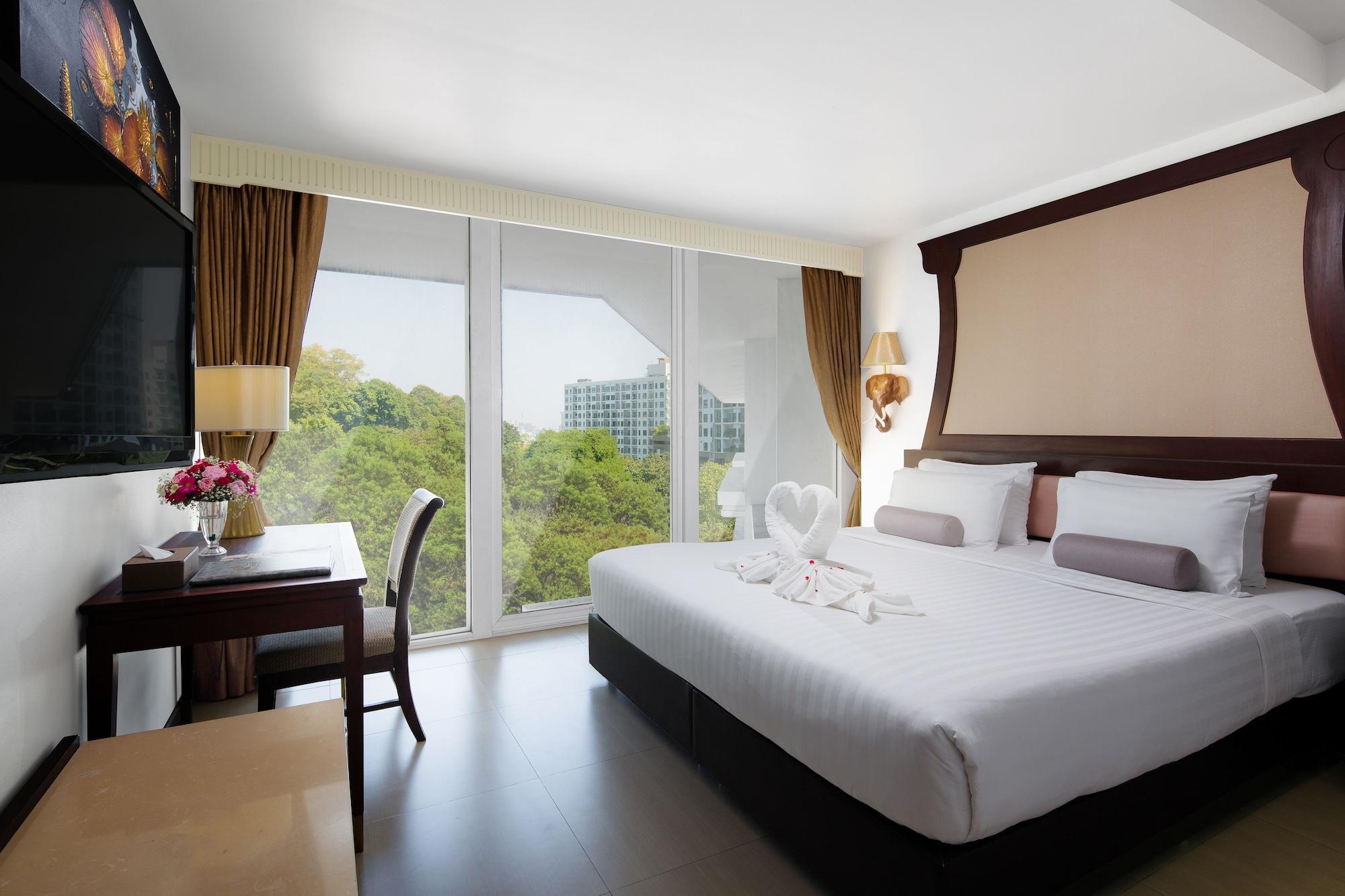 פאטאיה Aiyara Grand Hotel מראה חיצוני תמונה