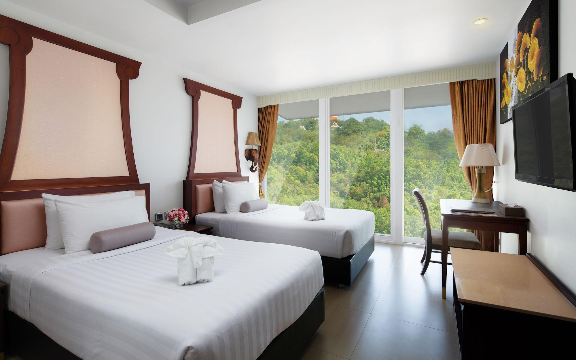 פאטאיה Aiyara Grand Hotel מראה חיצוני תמונה